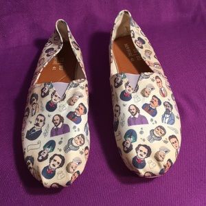 Famous writers! Slip ons Sz 10